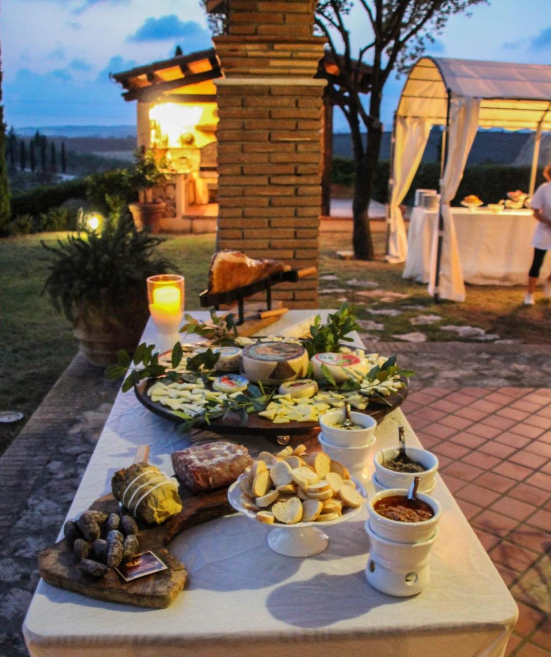 מרסיליאנה Agriturismo Il Raduno - Max Lelli מראה חיצוני תמונה